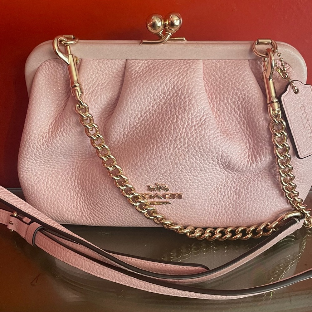 Coach Nora Kiss Lock Pink Leather Gold Chain Crossbody